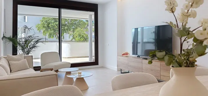 Venta de apartamento en planta baja en Estepona 4