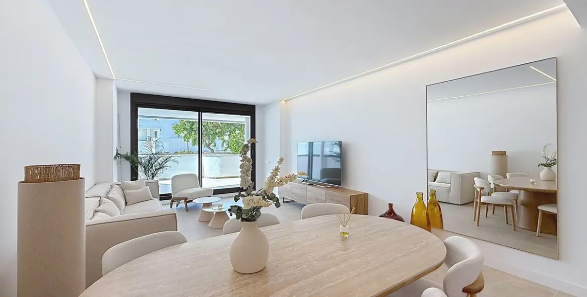 Sale of ground floor apartment in Estepona 24