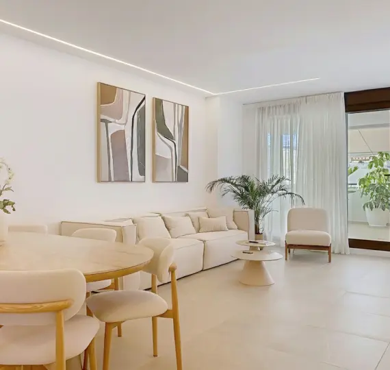 Venta de apartamento en planta baja en Estepona