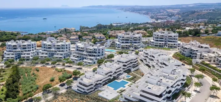 Venta de apartamento en planta baja en Estepona 4