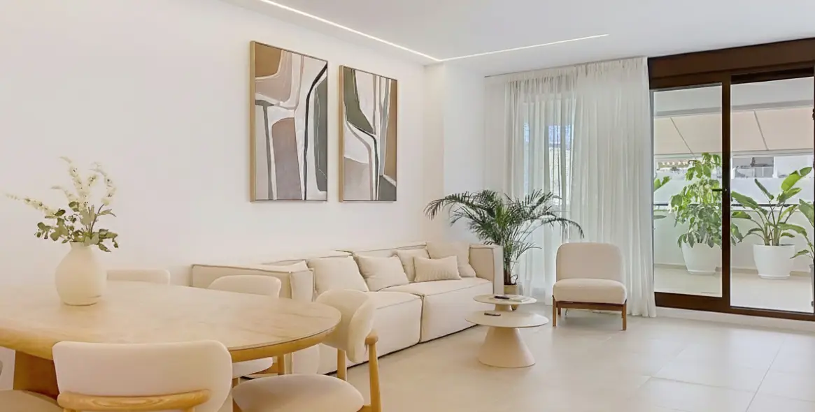 Venta de apartamento en planta baja en Estepona 8