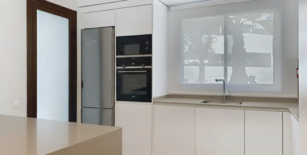 Venta de apartamento en planta baja en Estepona 20