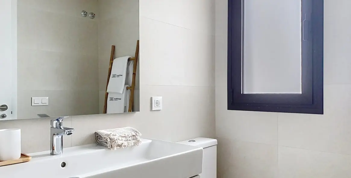 Sale of ground floor apartment in Estepona 26