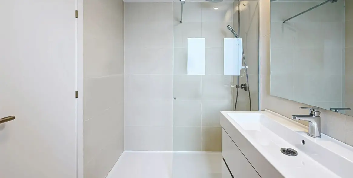 Sale of ground floor apartment in Estepona 27