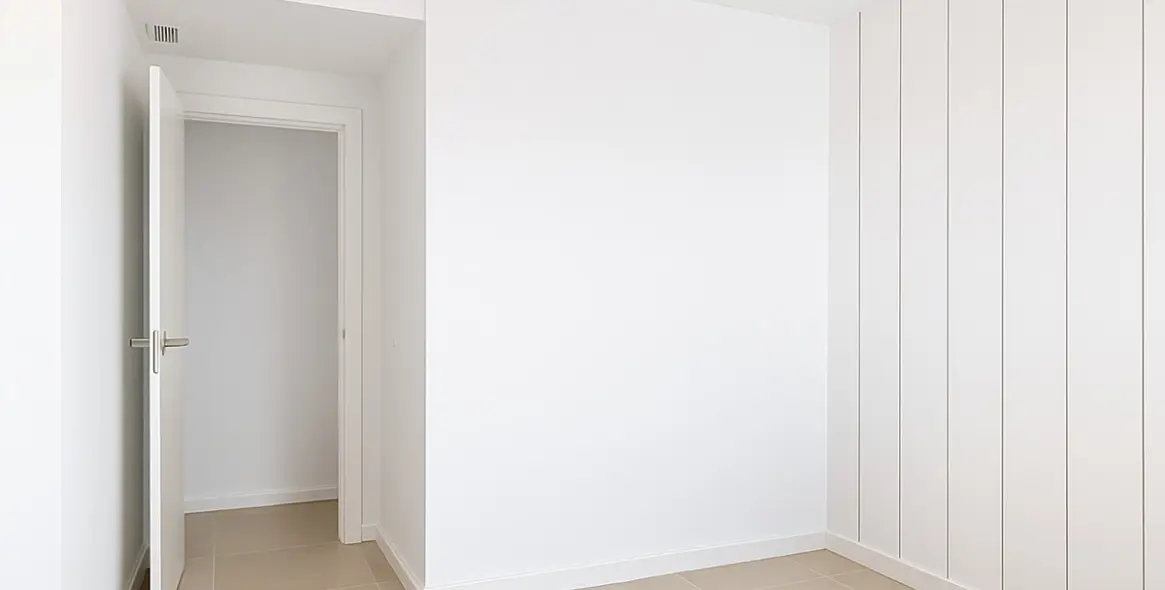 Sale of ground floor apartment in Estepona 30