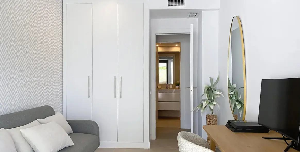 Sale of ground floor apartment in Estepona 33