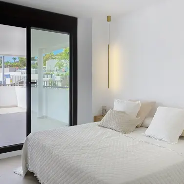 Venta de apartamento en planta baja en Estepona