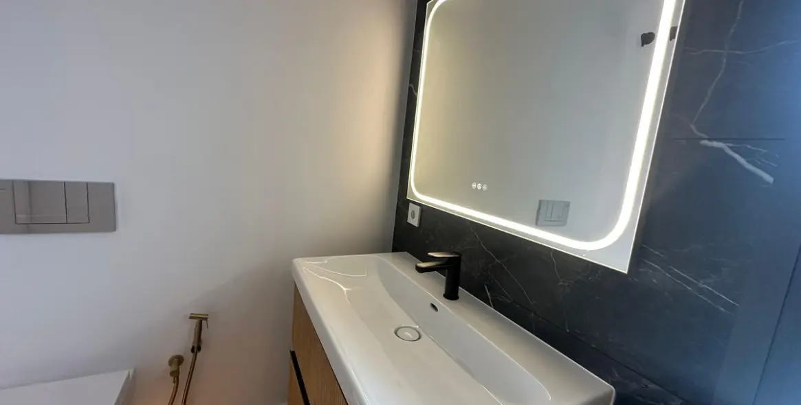 Sale of penthouse in Nueva Andalucía 14