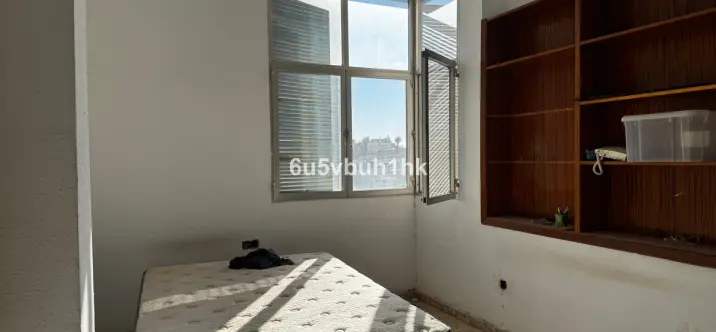 Sale of detached villa in El Candado 3