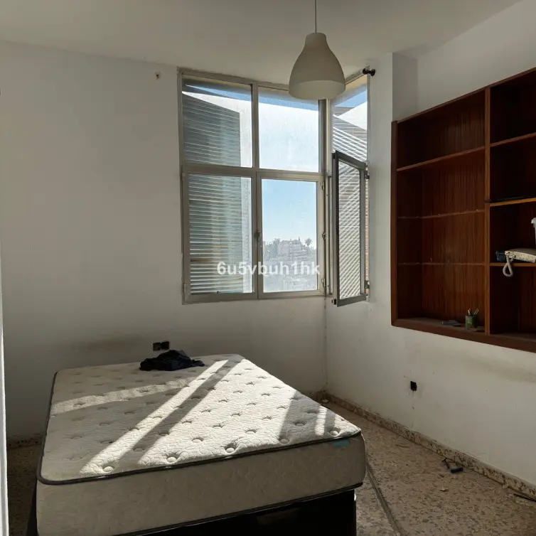 Sale of detached villa in El Candado