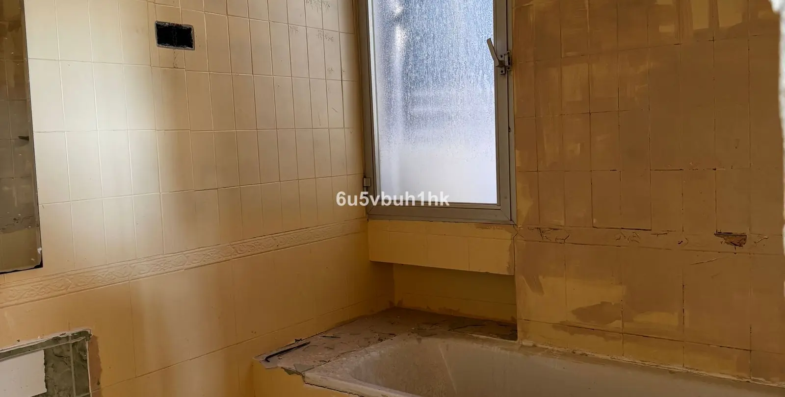 Sale of detached villa in El Candado 13