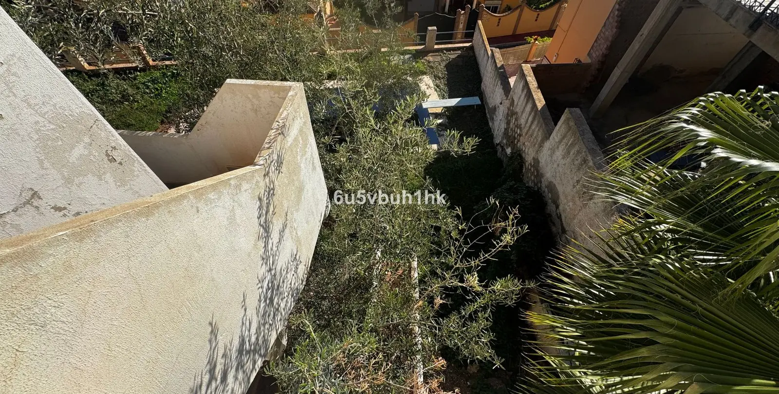 Sale of detached villa in El Candado 19