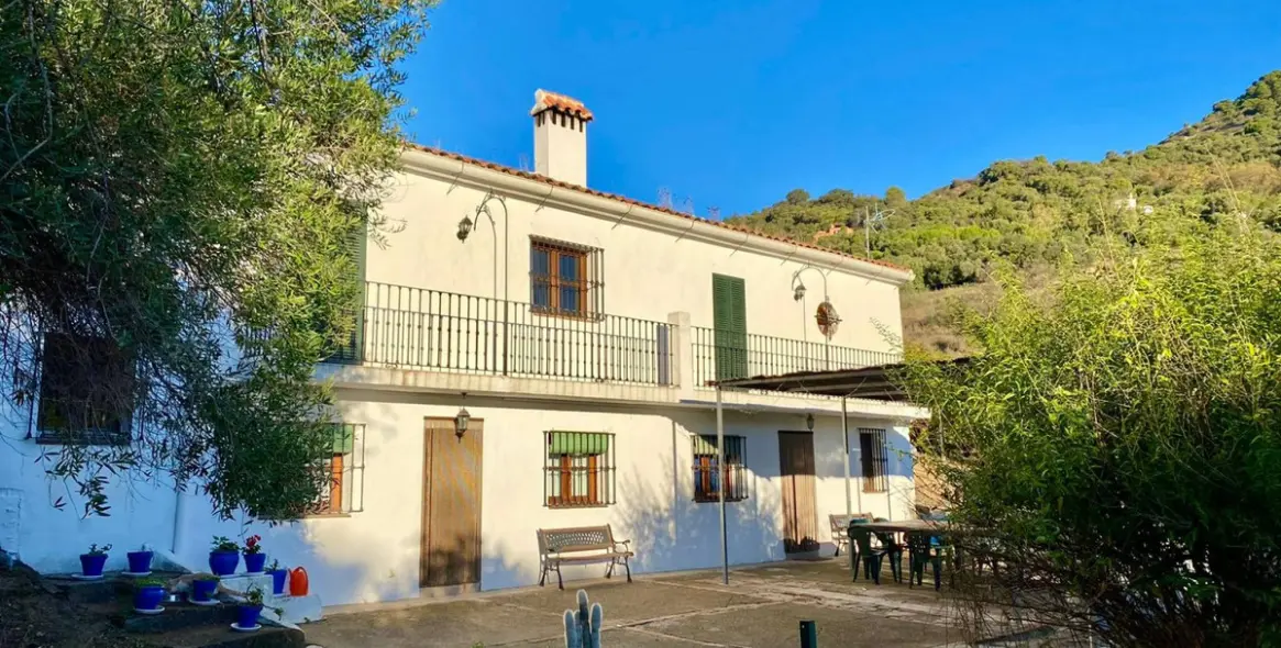 Venta de finca - cortijo en Gaucín 2