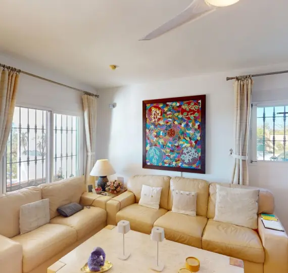 Detached villa R5165050