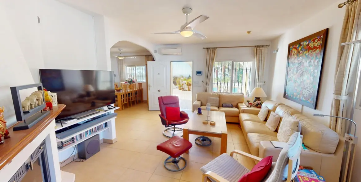 Продажа  отдельно стоящей виллы в Vélez-Málaga 11