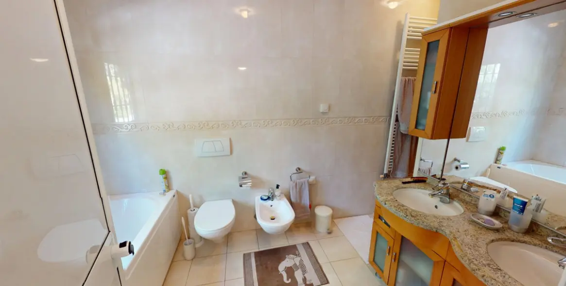 Продажа  отдельно стоящей виллы в Vélez-Málaga 19