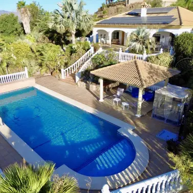 Sale of detached villa in Vélez-Málaga