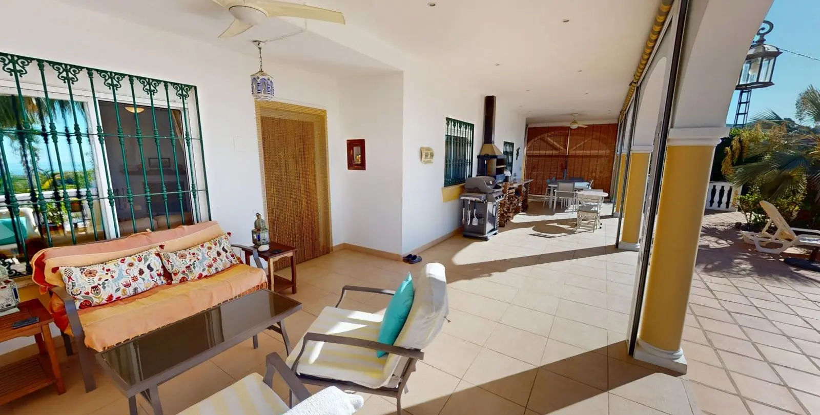 Sale of detached villa in Vélez-Málaga 34