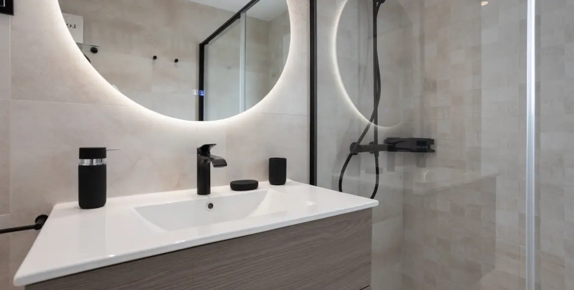 Sale of middle floor apartment in Nueva Andalucía 14