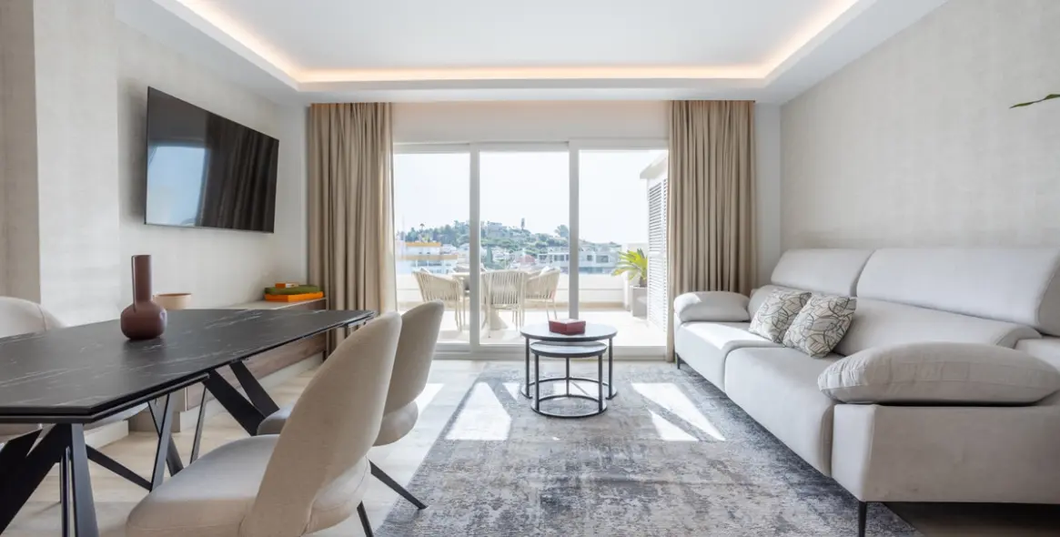 Sale of middle floor apartment in Nueva Andalucía 25