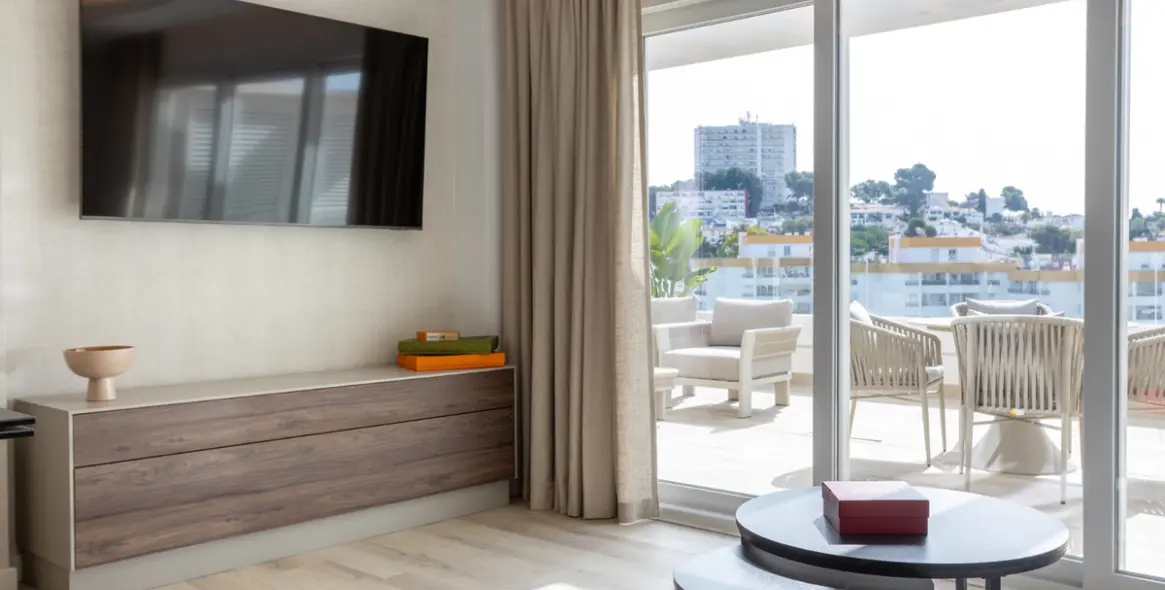 Sale of middle floor apartment in Nueva Andalucía 31