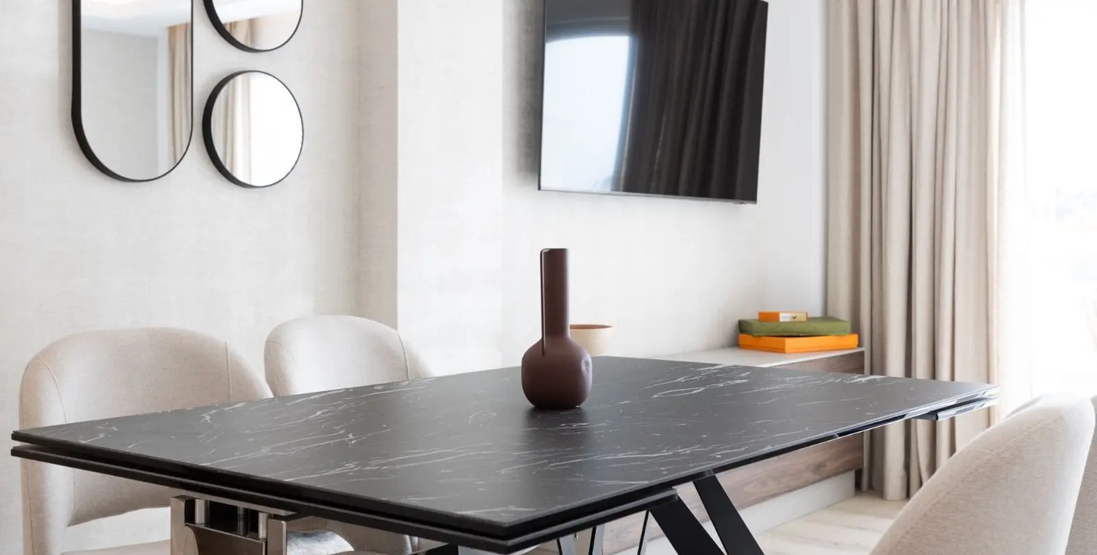 Venta de apartamento en planta media en Nueva Andalucía 23