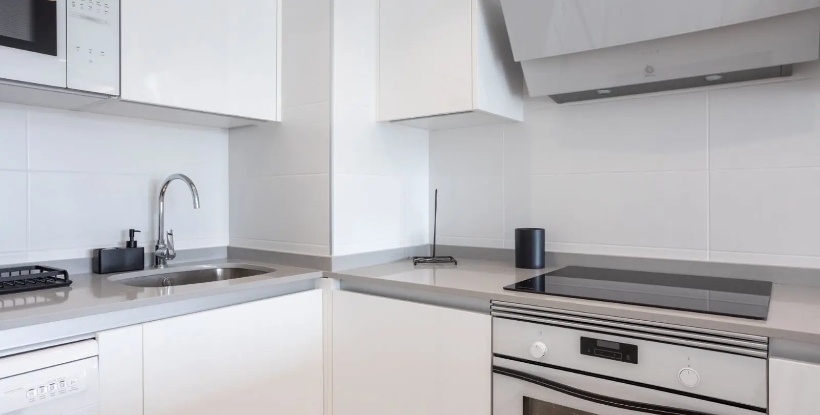 Venta de apartamento en planta media en Nueva Andalucía 39