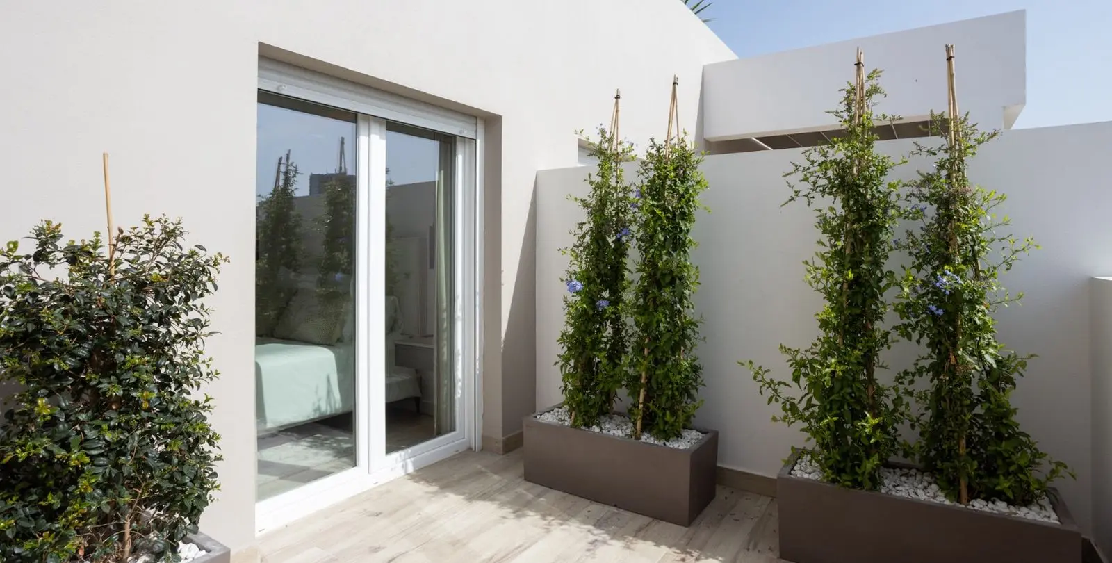 Venta de apartamento en planta media en Nueva Andalucía 44