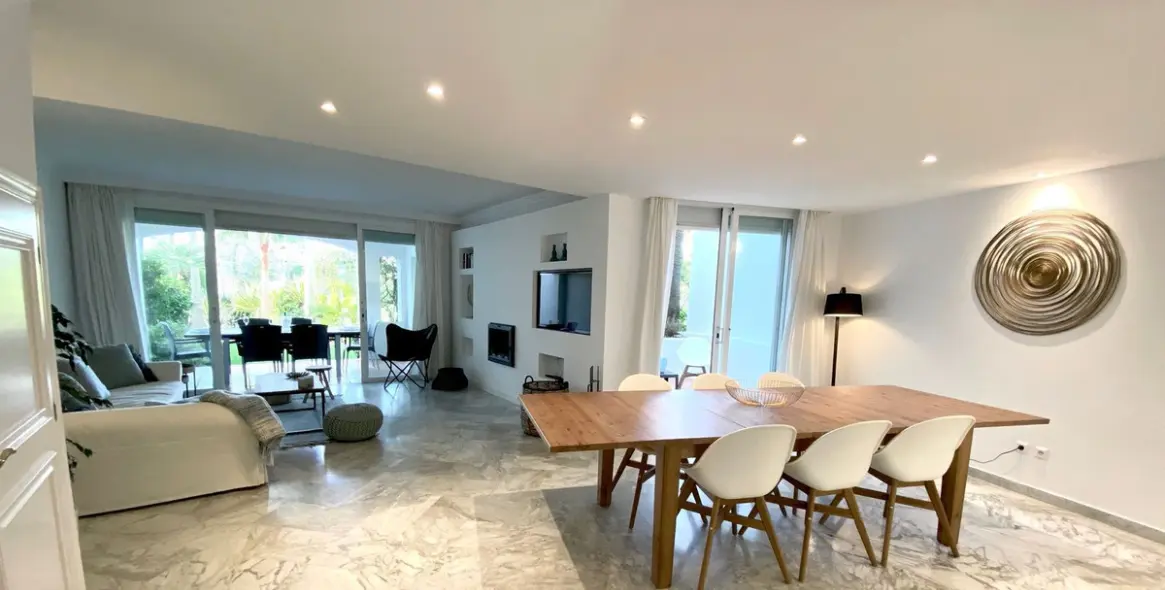 Продажа таунхауса в Costalita 4