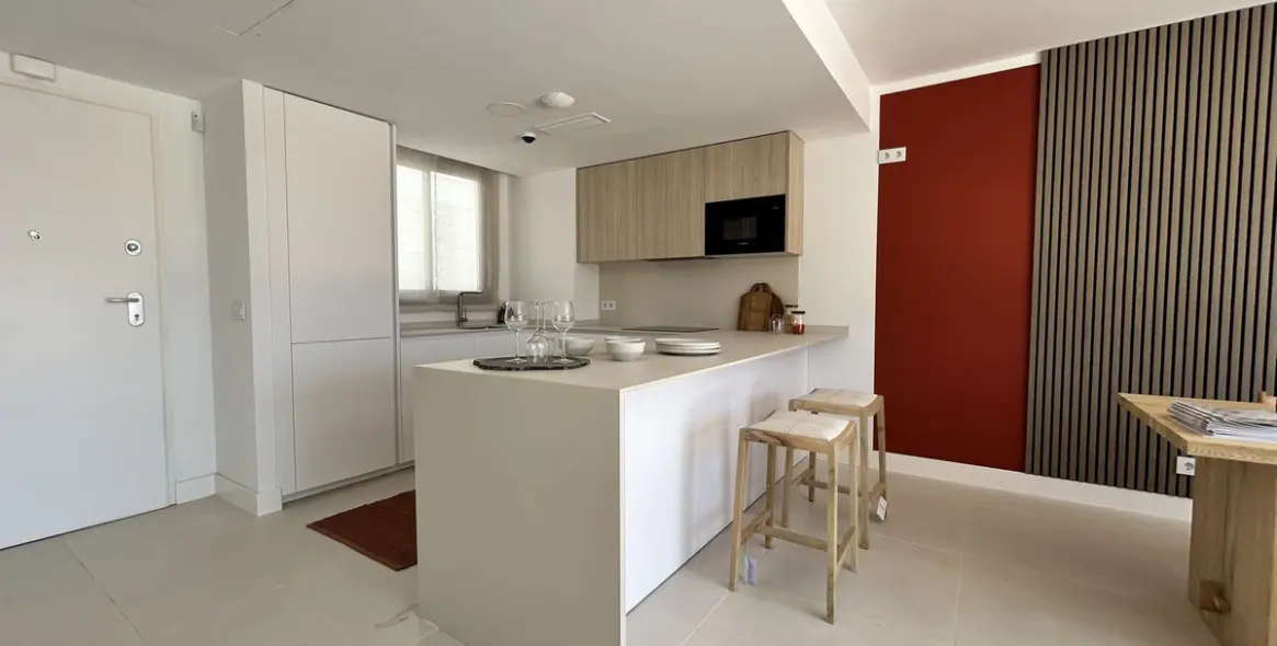 Sale of penthouse in Fuengirola (district Higueron) 2