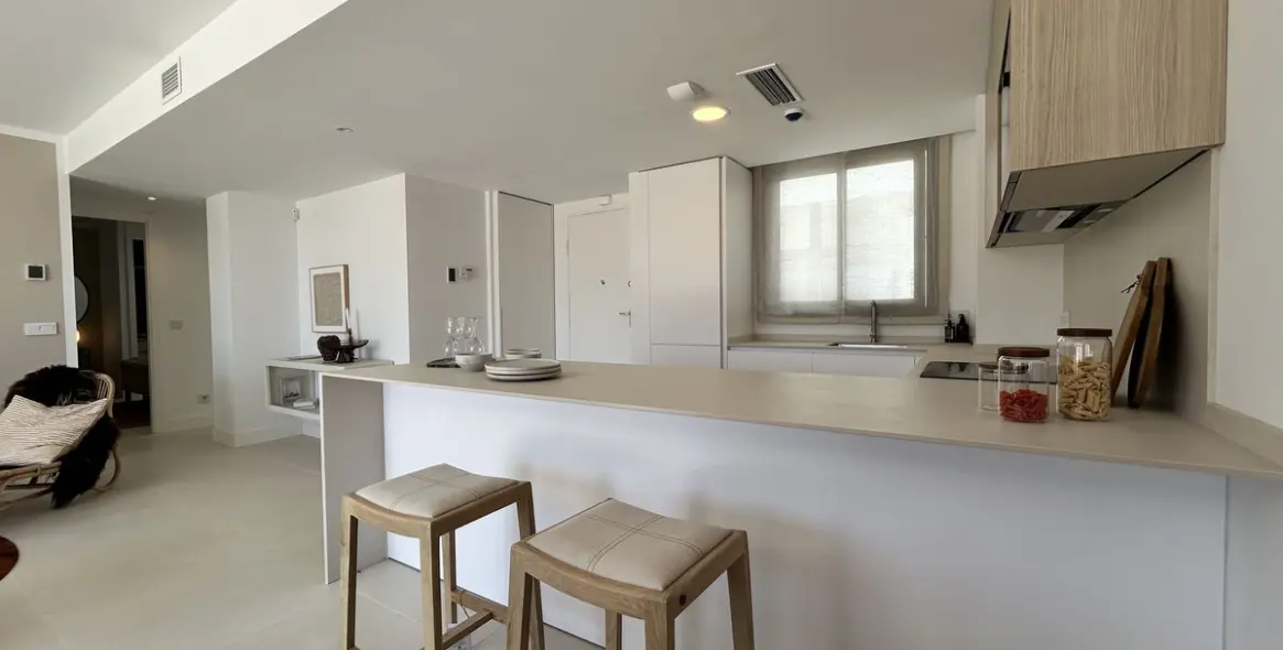 Sale of penthouse in Fuengirola (district Higueron) 4