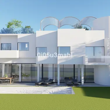 Sale of detached villa in El Candado