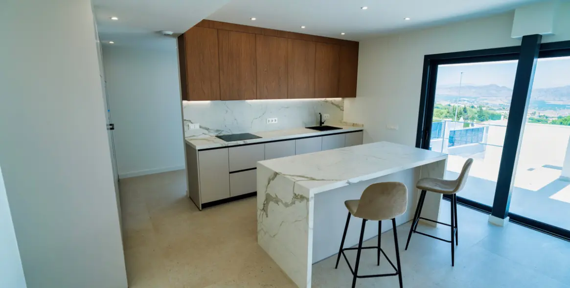 Продажа  отдельно стоящей виллы в Alhaurín de la Torre 3