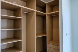 Image 6 thumb