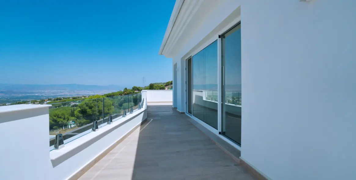 Продажа  отдельно стоящей виллы в Alhaurín de la Torre 13