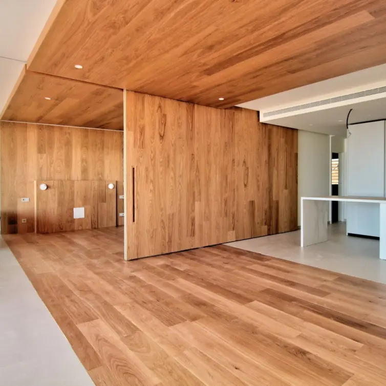 Sale of middle floor apartment in Fuengirola