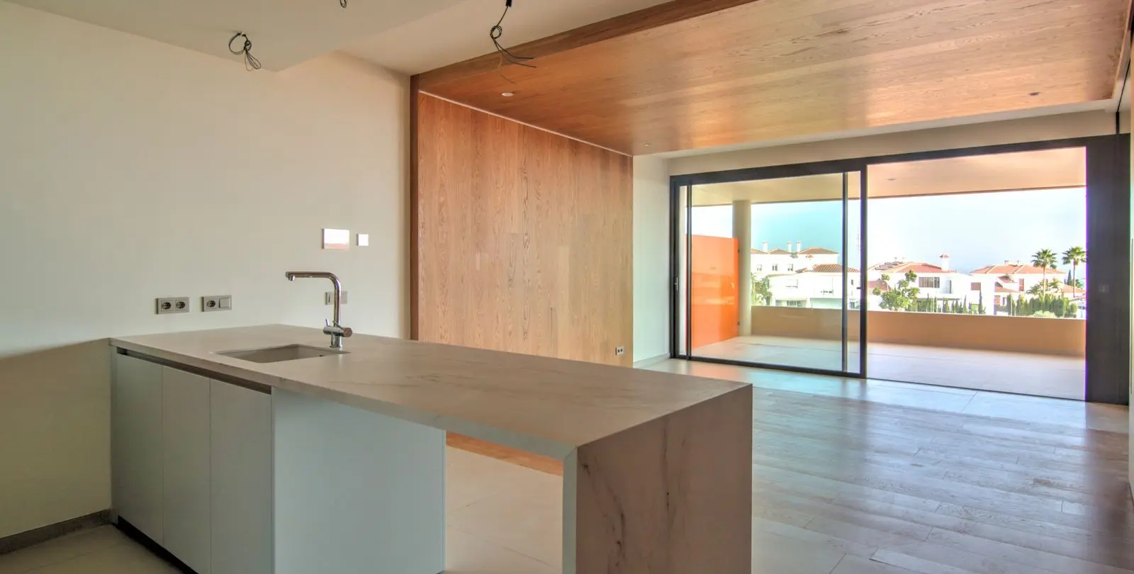 Sale of middle floor apartment in Fuengirola 6