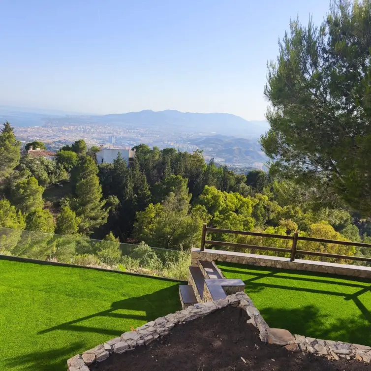 Sale of detached villa in Málaga Este