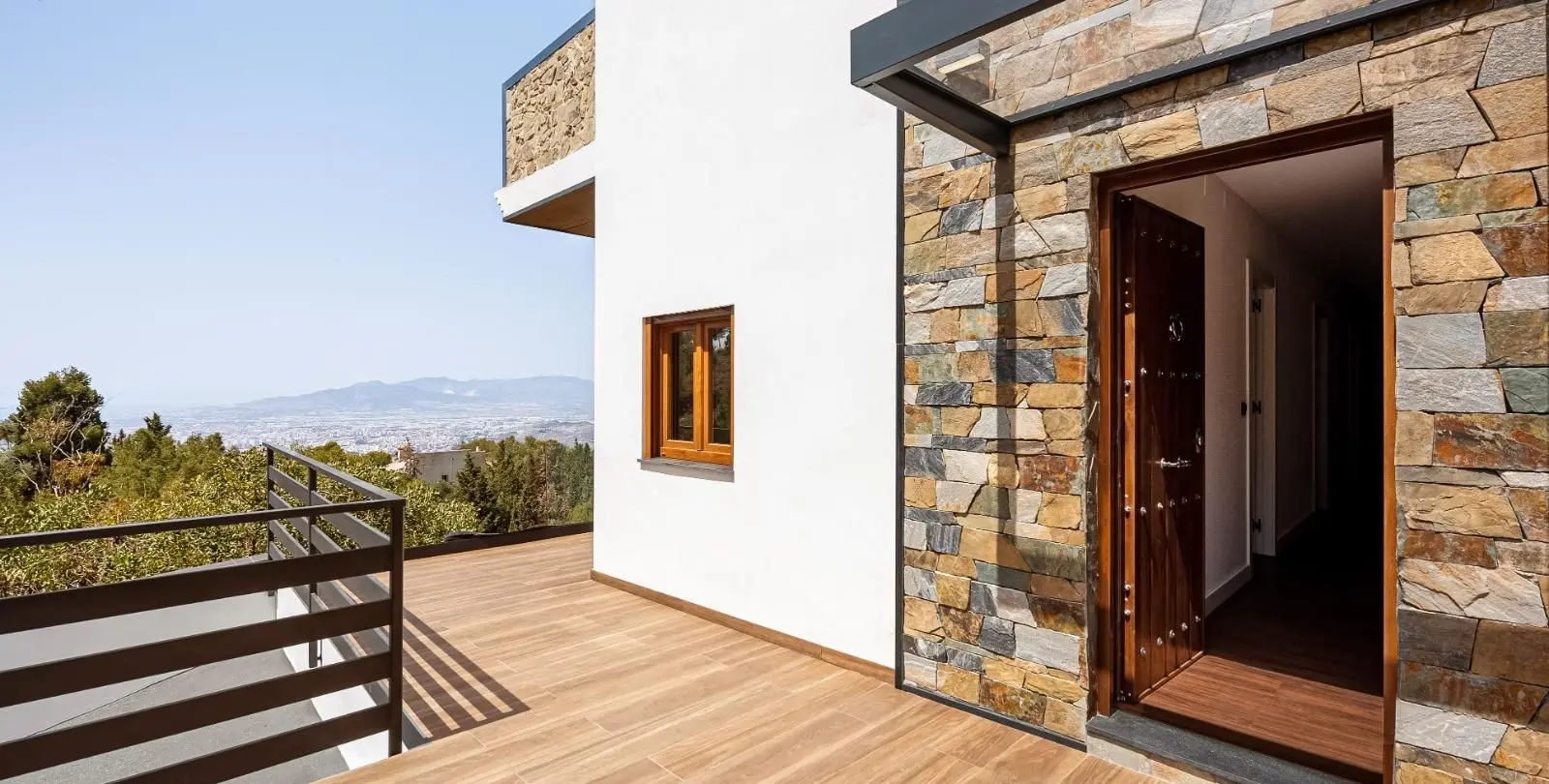 Продажа  отдельно стоящей виллы в Málaga Este 8