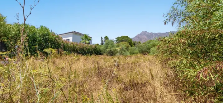 Продажа  жилого участка в Marbella 3