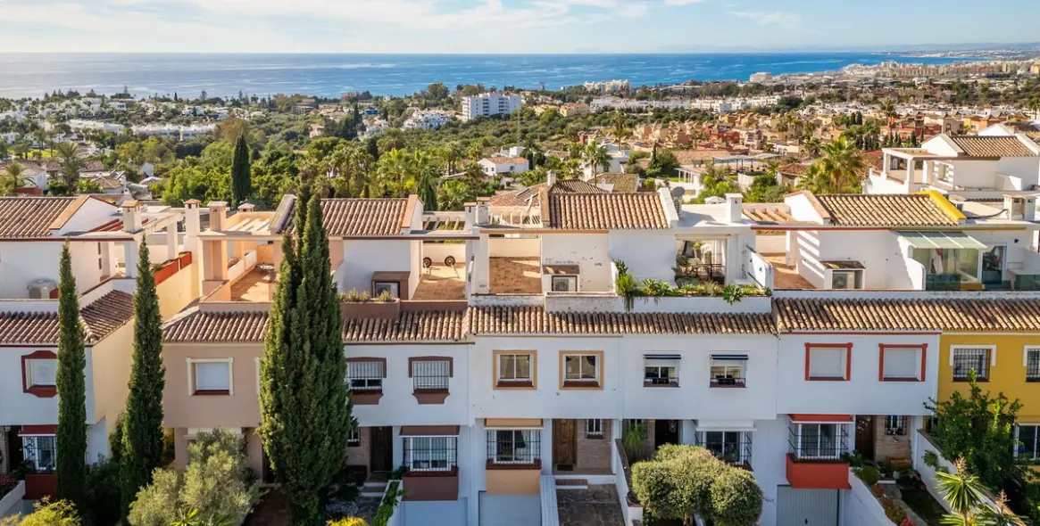 Sale of townhouse in Marbella 1