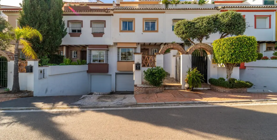 Sale of townhouse in Marbella 26