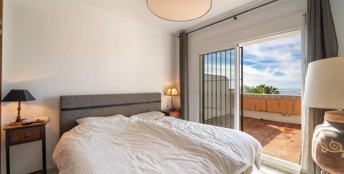 Sale of townhouse in Marbella 32