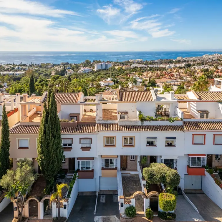 Sale of townhouse in Marbella