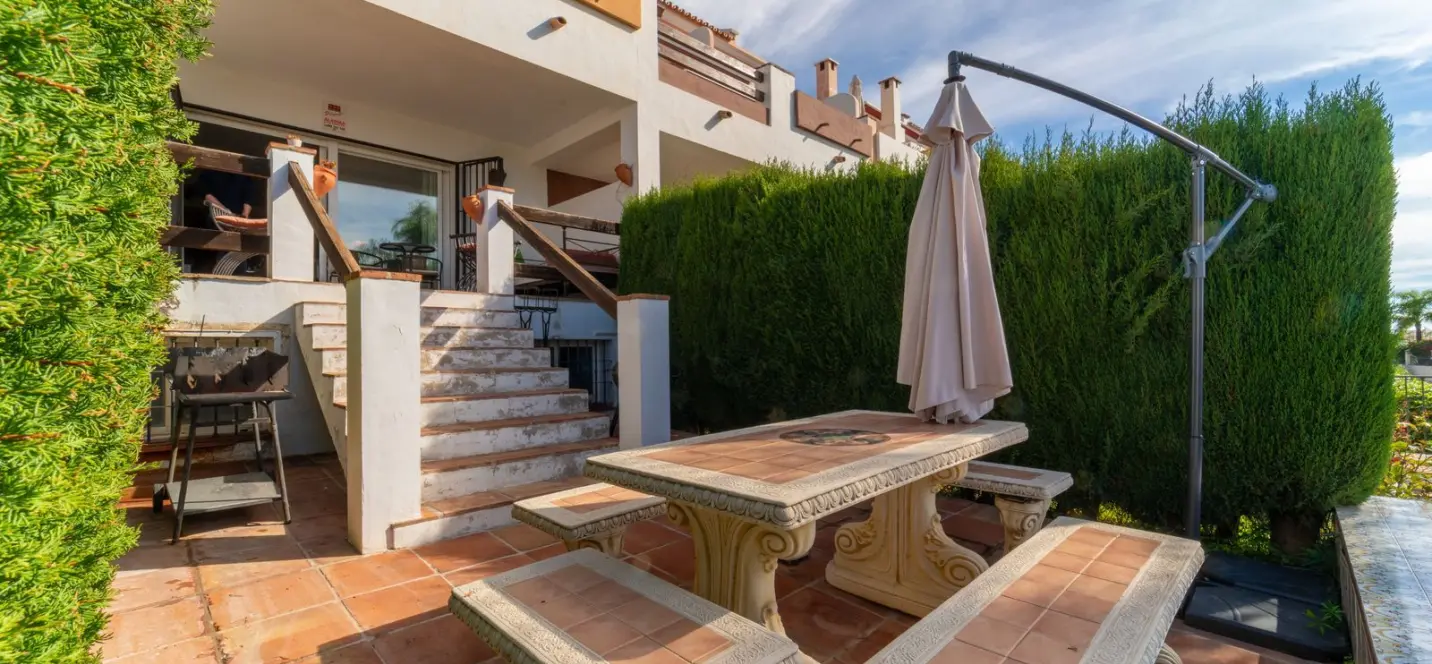 Sale of townhouse in Marbella 2