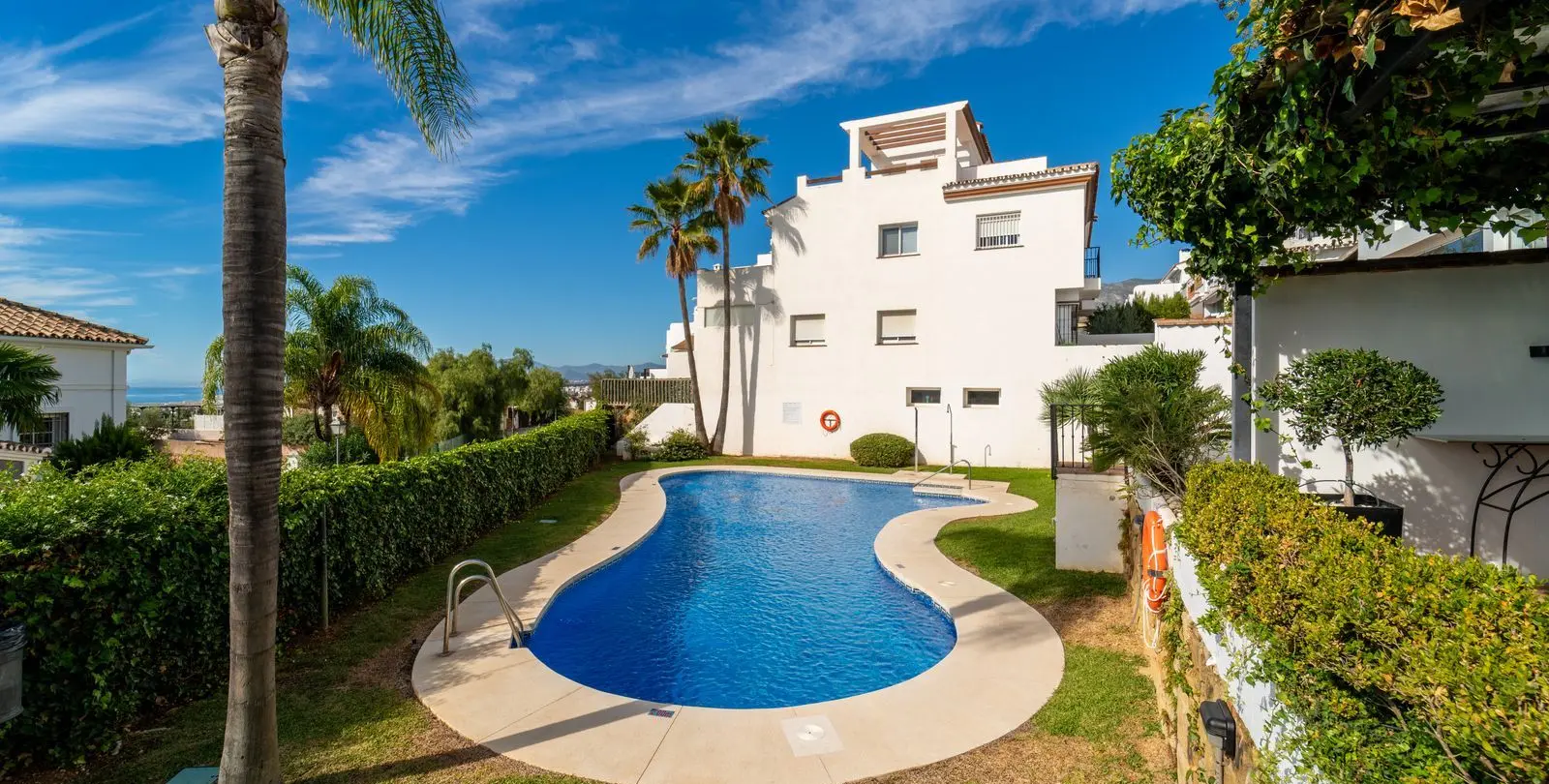 Sale of townhouse in Marbella 10