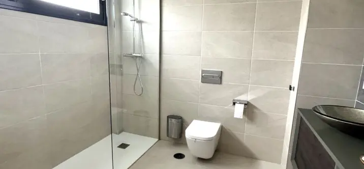 Продажа  отдельно стоящей виллы в Manilva 3