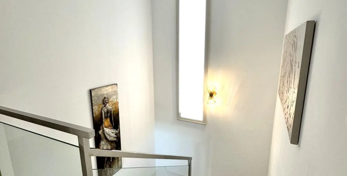 Продажа  отдельно стоящей виллы в Manilva 8