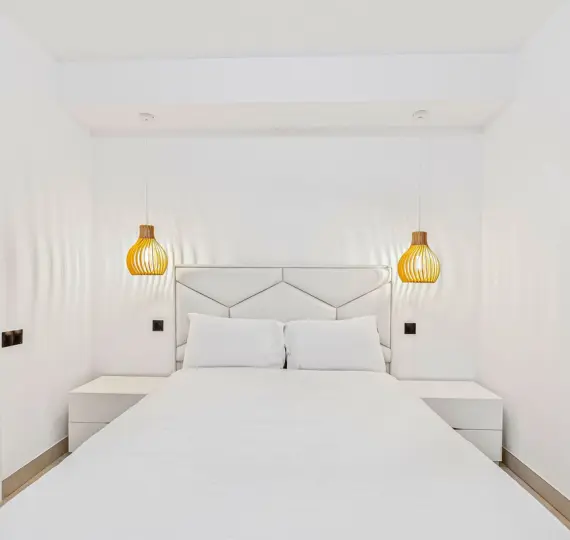 Venta de apartamento en planta baja en Puerto Banús