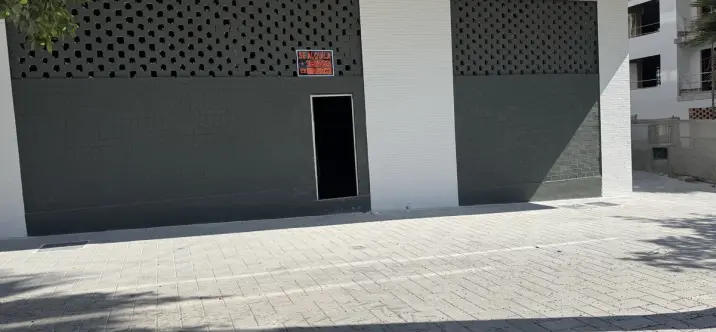 Long-term rent of commercial premises in La Campana 0